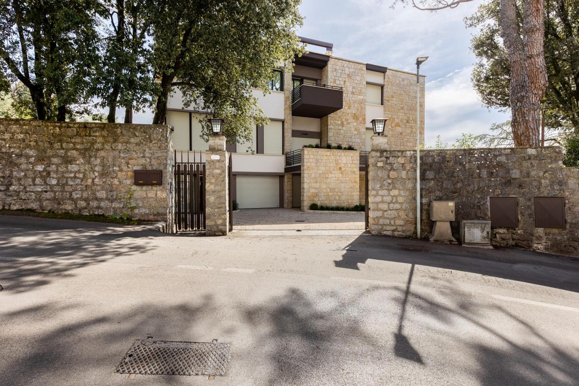 Exclusive Perugia Getaway - Apartments With Shared Pool & Parking Buitenkant foto